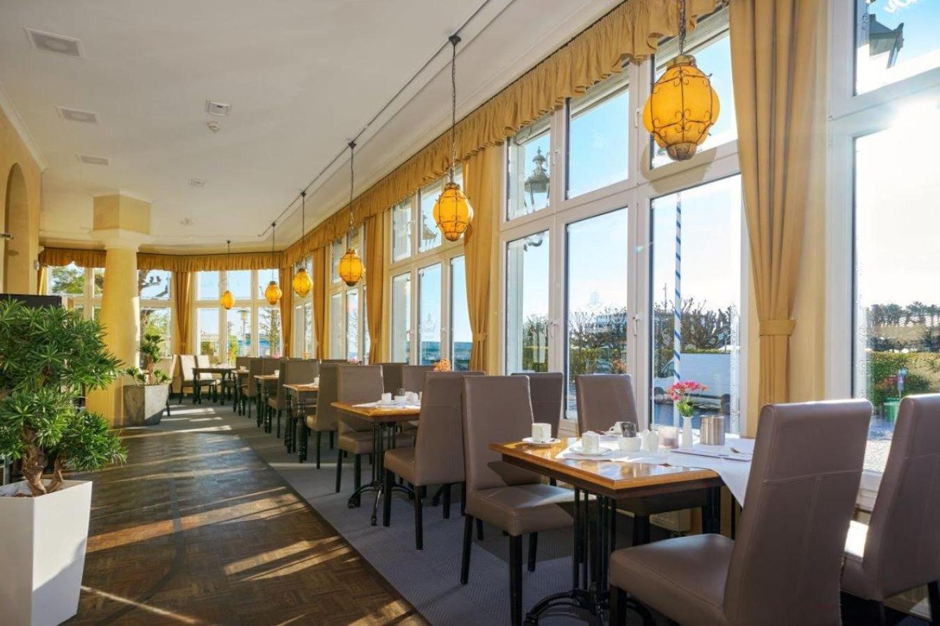 צינוביץ Strandhotel Prinz Von Preussen מראה חיצוני תמונה